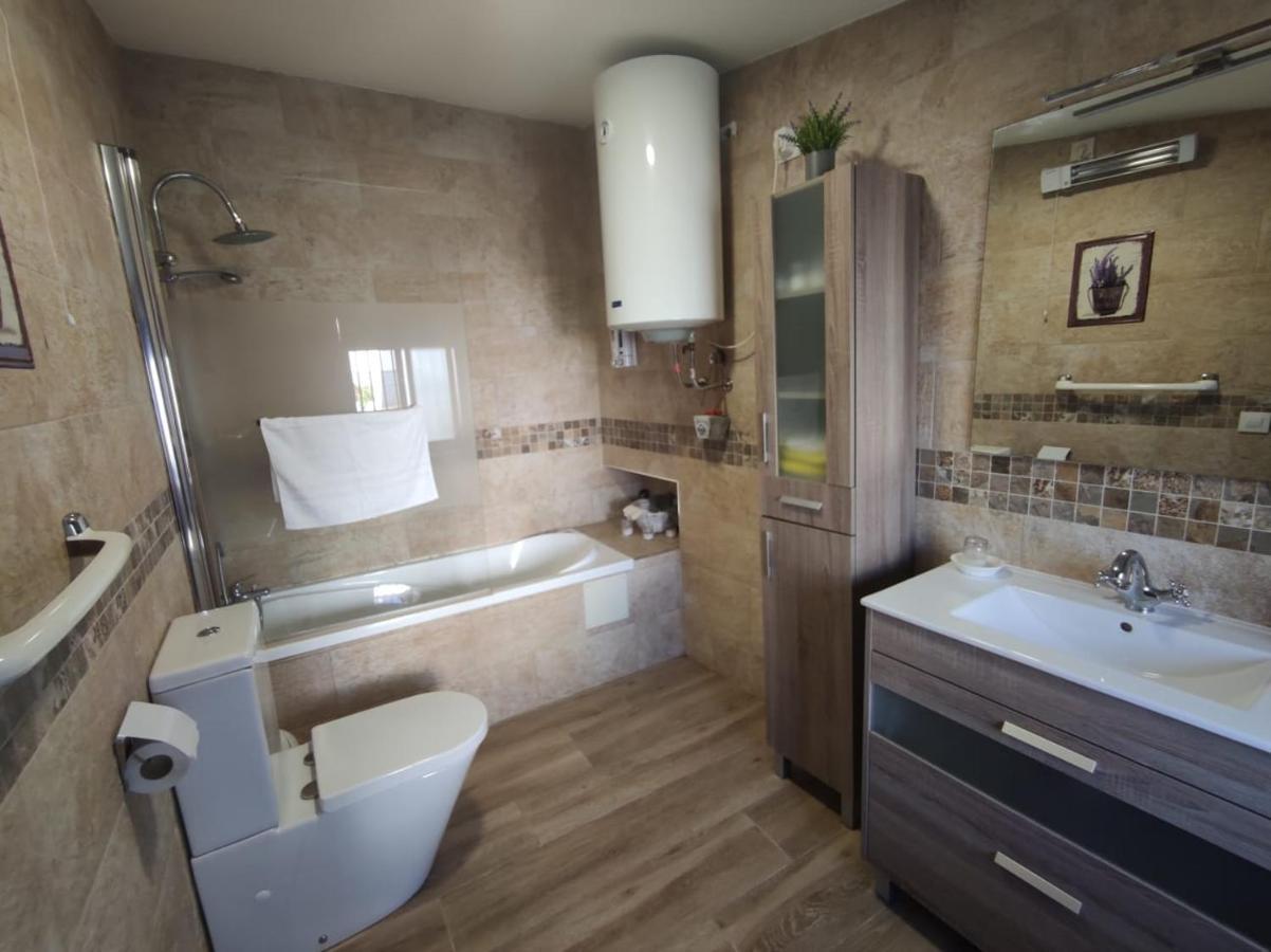 Casa Rural La Zzinetina Con Jacuzzi Constantina Exterior foto